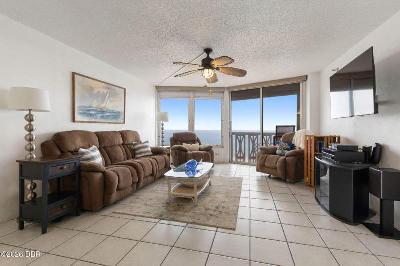 2 bedroom Condominium at 1051 Ocean Shore Boulevard #Ph4, Van Lee, A Condo, The, Ormond Beach — photo 5
