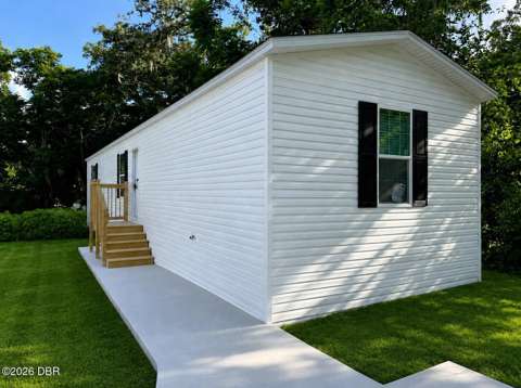 220 W Carroll Avenue, home for sale in DeLand 32720