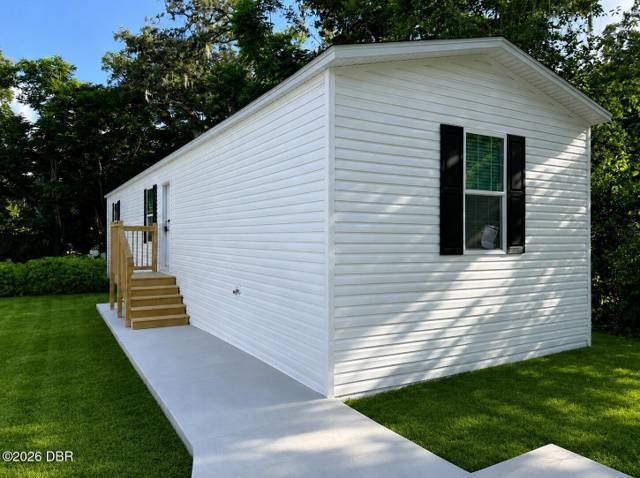 220 W Carroll Avenue