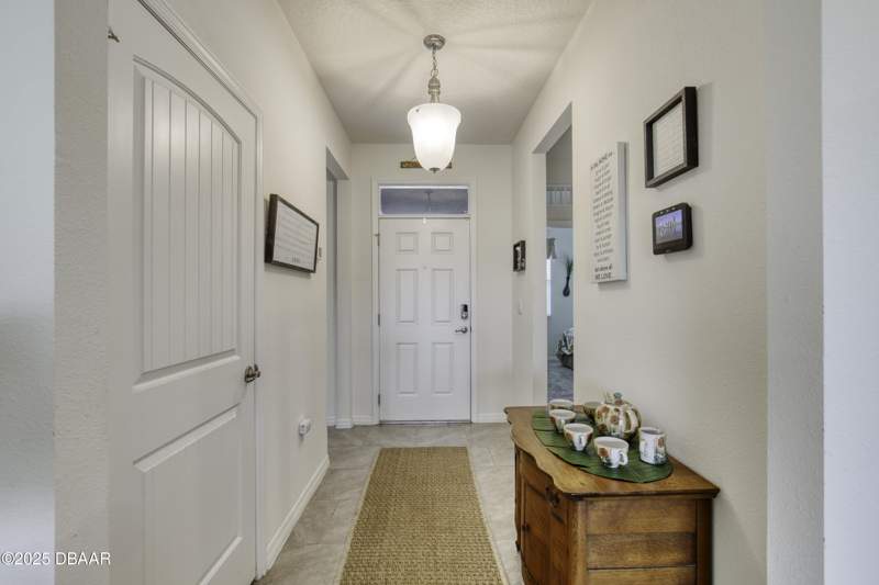 3 bedroom Single Family Residence at 6 Fox Lair Court, Hunters Ridge, Ormond Beach — photo 3