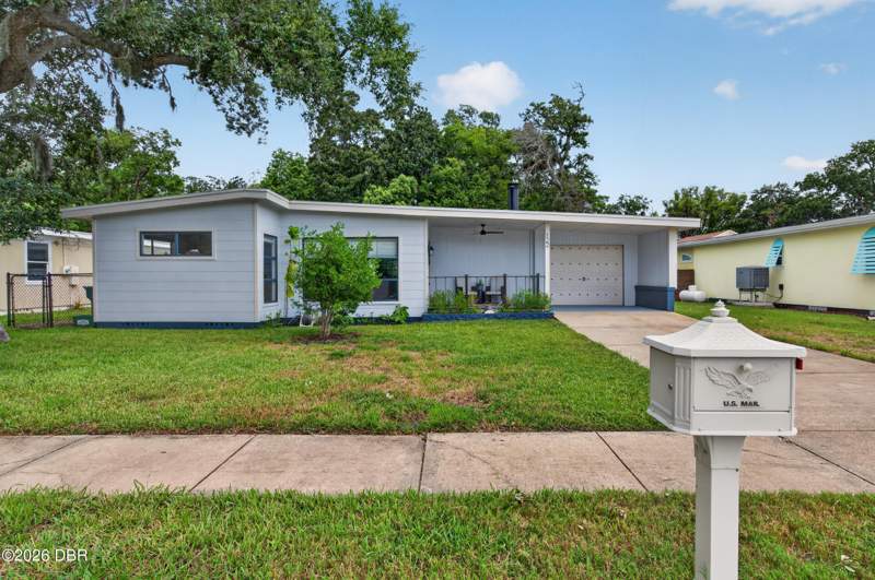 3 bedroom Single Family Residence at 122 Sanrobar Drive, Pepiot, Holly Hill — photo 2