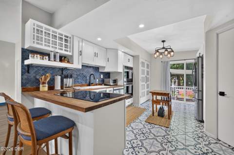 122 Sanrobar Drive, Holly Hill FL - photo 13 of 42