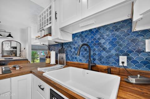 122 Sanrobar Drive, Holly Hill FL - photo 12 of 42