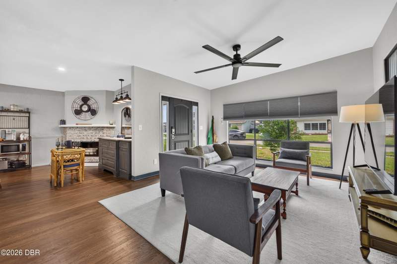 3 bedroom Single Family Residence at 122 Sanrobar Drive, Pepiot, Holly Hill — photo 4