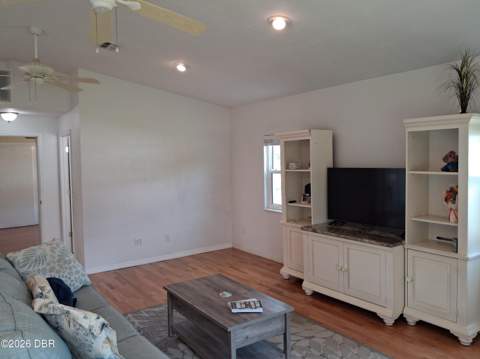 40 Pleasant Drive, Ormond Beach FL - photo 12 of 38