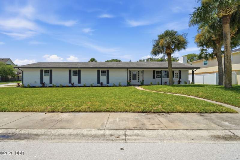 4 bedroom Single Family Residence at 102 Ann Rustin Drive, Ann Rustin Estates, Ormond Beach — photo 1