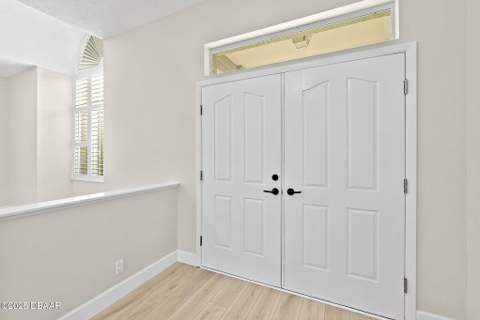 38 Kingsley Circle, Ormond Beach FL - photo 6 of 56