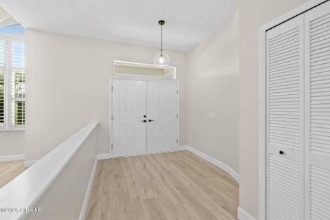 38 Kingsley Circle, Ormond Beach FL - photo 7 of 56