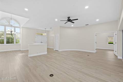 38 Kingsley Circle, Ormond Beach FL - photo 10 of 56