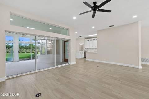 38 Kingsley Circle, Ormond Beach FL - photo 12 of 56
