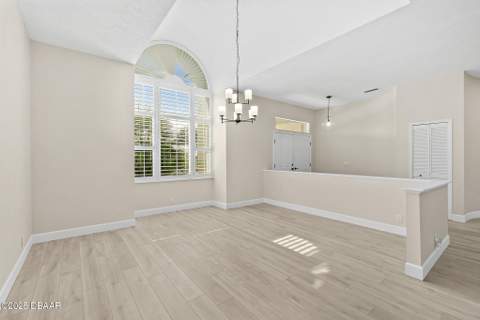 38 Kingsley Circle, Ormond Beach FL - photo 13 of 56