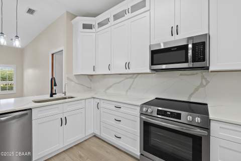 38 Kingsley Circle, Ormond Beach FL - photo 17 of 56