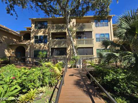1401 S Palmetto Avenue #809, gated community for sale in Daytona Beach