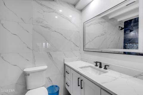 1210 Harbour Point Drive, Port Orange FL - photo 15 of 56