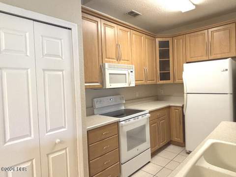 830 Airport Road #309, Port Orange FL - photo 19 of 44