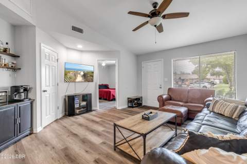 1524 Franklin Circle, Holly Hill FL - photo 8 of 33