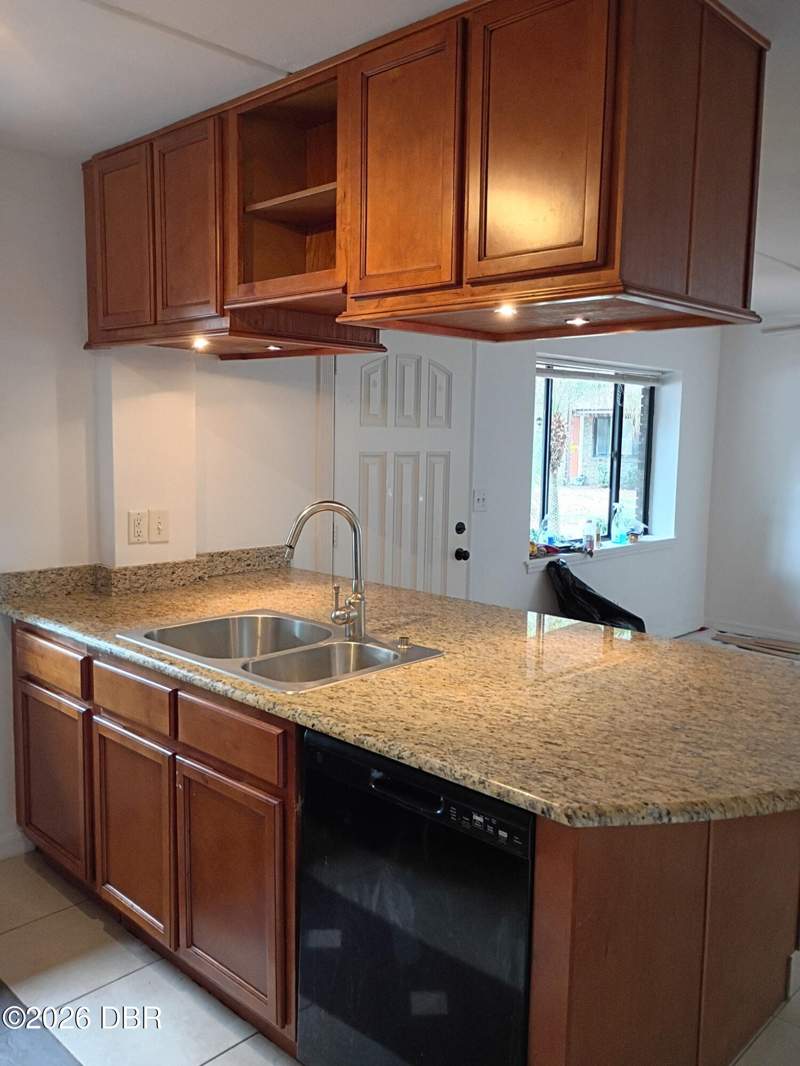 2 bedroom Condominium at 1671 Spring Garden Court, Spring Garden Court, A Condo, Holly Hill — photo 4