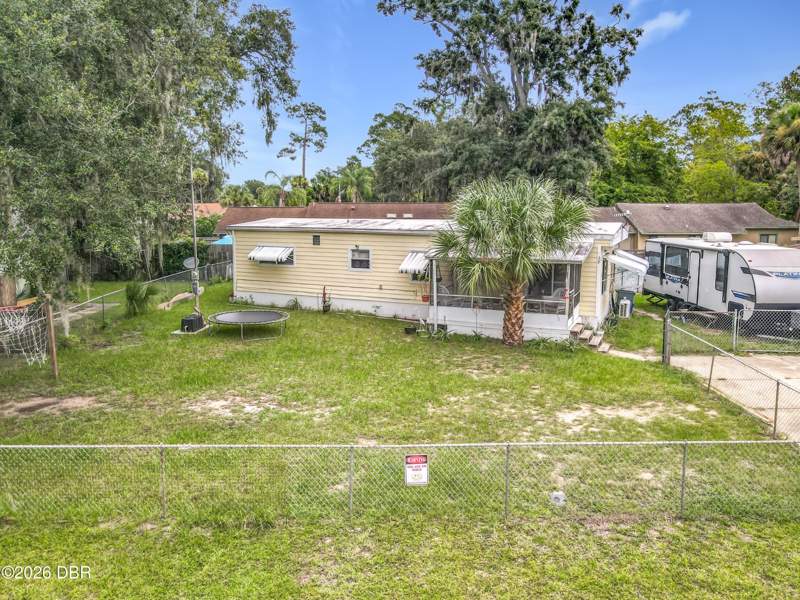 2 bedroom Manufactured Home at 529 Bryant Street, Fitch Grant, Ormond Beach — photo 2
