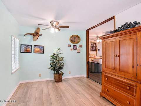 529 Bryant Street, Ormond Beach FL - photo 11 of 36