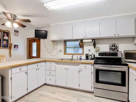 529 Bryant Street, Ormond Beach FL - photo 13 of 36
