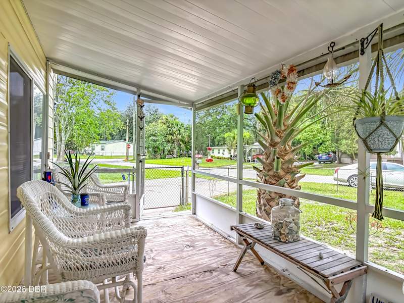 2 bedroom Manufactured Home at 529 Bryant Street, Fitch Grant, Ormond Beach — photo 3