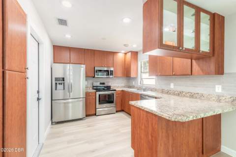 1060 Gary Boulevard, Daytona Beach FL - photo 11 of 30
