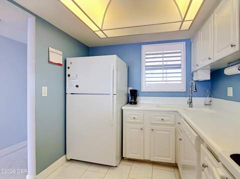 1051 Ocean Shore Boulevard #304, Ormond Beach FL - photo 7 of 47