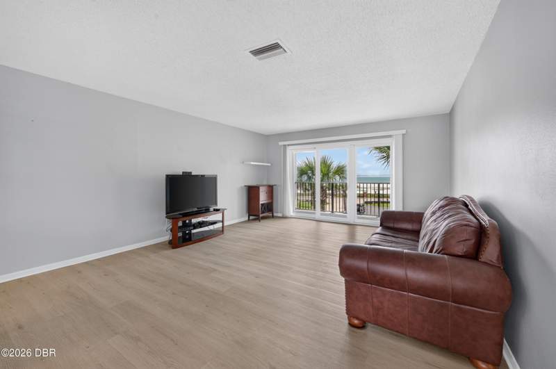 2 bedroom Condominium at 2100 Ocean Shore Boulevard #314, Ormond Breakers, Ormond Beach — photo 5