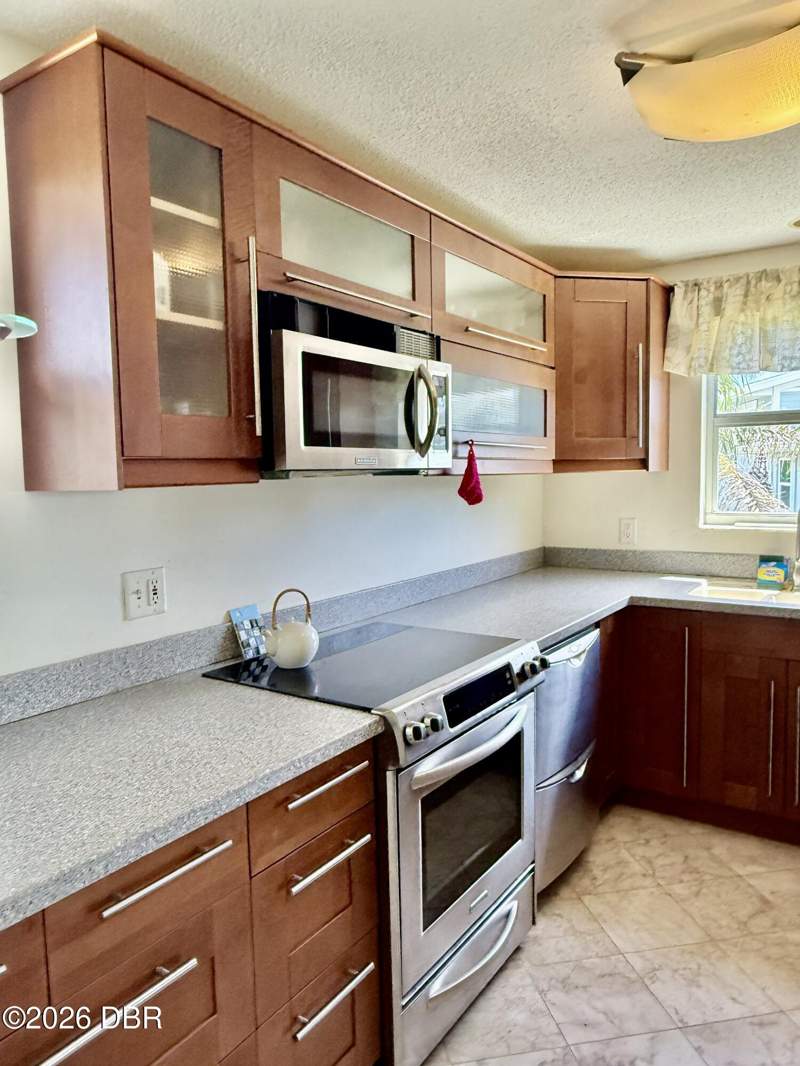 4 bedroom Single Family Residence at 107 Imperial Heights Drive, Imperial, Ormond Beach — photo 5
