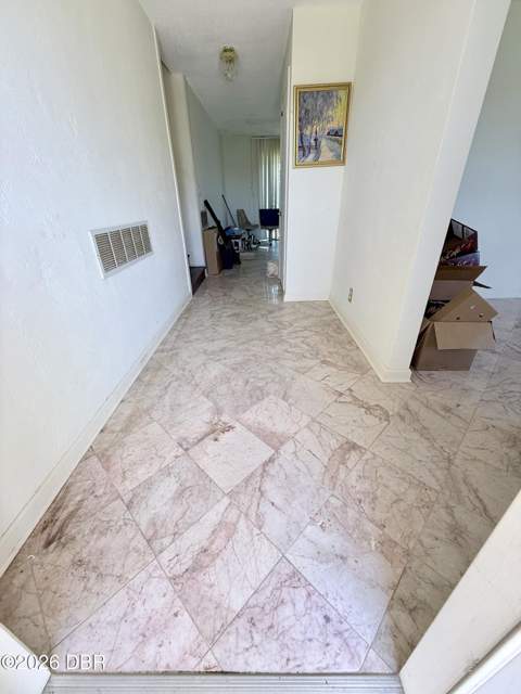 107 Imperial Heights Drive, Ormond Beach FL - photo 8 of 18