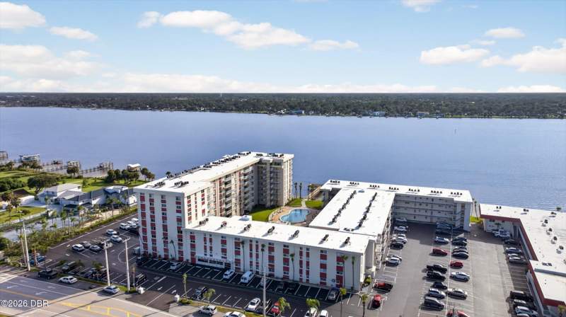 1 bedroom Condominium at 2711 N Halifax Avenue #369, Riverside Condo, Daytona Beach — photo 2