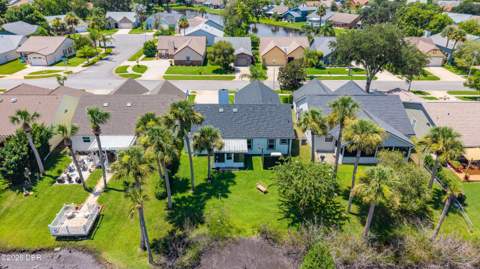 762 Pine Shores Circle, New Smyrna Beach FL - photo 22 of 38