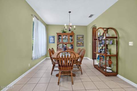 239 W Tarrington Drive, DeLand FL - photo 11 of 52