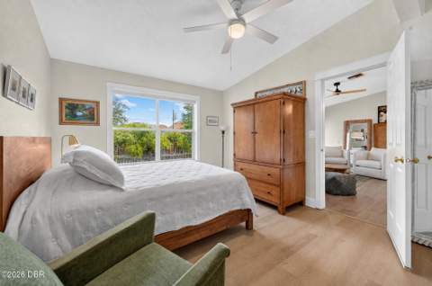 124 Avalon Drive, Ormond Beach FL - photo 12 of 36
