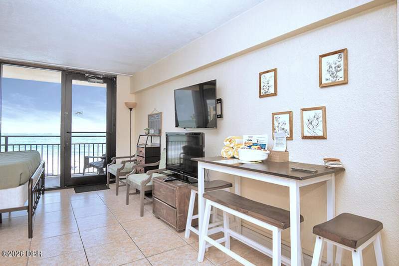 0 bedroom Condotel at 2301 S Atlantic Avenue #422, Hawaiian Inn Beach Resort, A Condo, Daytona Beach Shores — photo 3