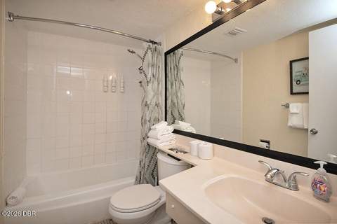2301 S Atlantic Avenue #422, Daytona Beach Shores FL - photo 10 of 27