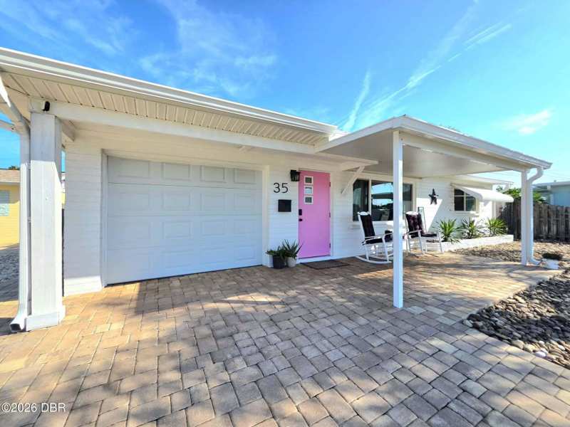 2 bedroom Single Family Residence at 35 Seacrest Drive, Seabreeze Shores, Ormond Beach — photo 1