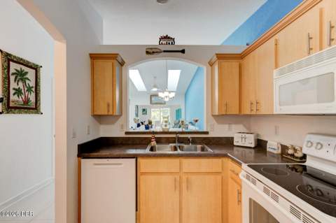 2246 Hawks Cove Circle, New Smyrna Beach FL - photo 12 of 24