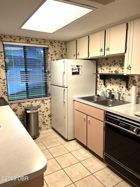 218 Timberline Trail, Ormond Beach FL - photo 12 of 34