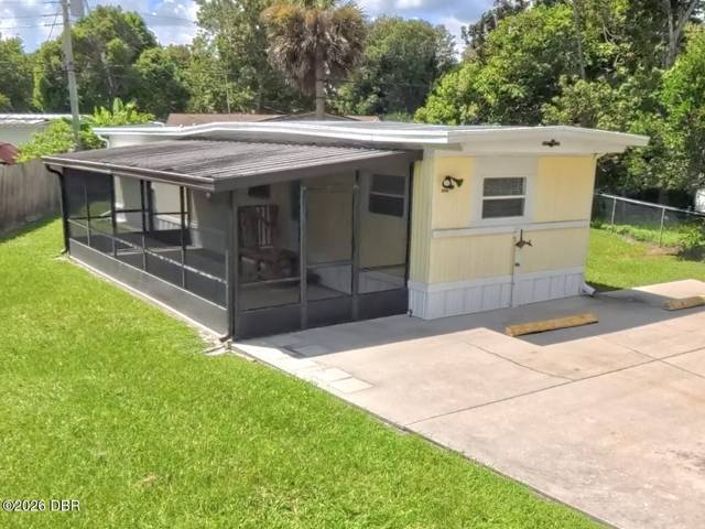 1517 Avenue C home for sale in Daytona Pines