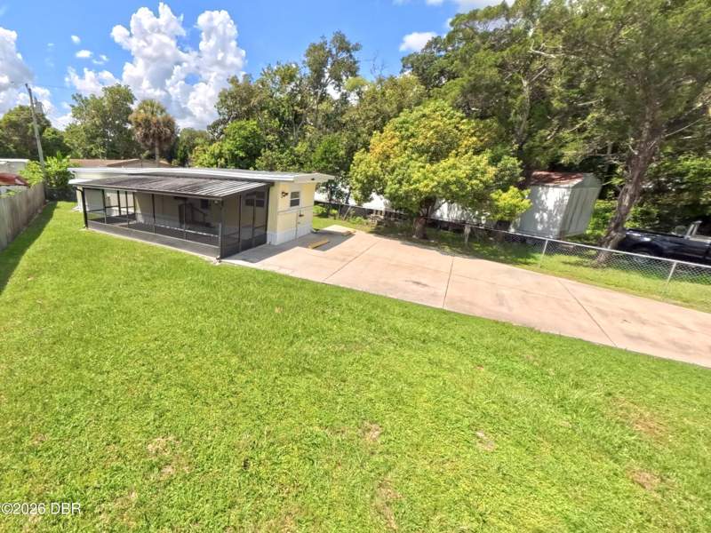 2 bedroom Mobile Home at 1517 Avenue C, Daytona Pines, Ormond Beach — photo 3