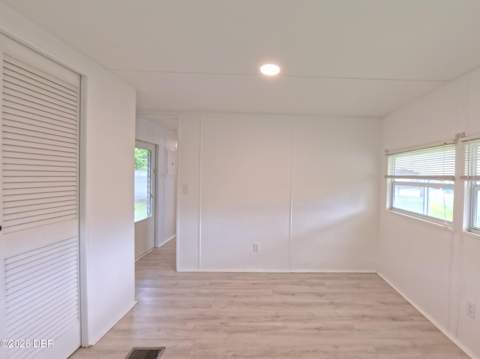 1517 Avenue C, Ormond Beach FL - photo 12 of 22