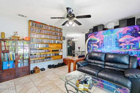 934 Wilmington Drive, Deltona FL - photo 15 of 43
