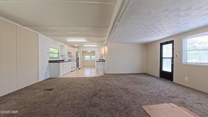 2 bedroom Mobile Home at 1304 Arroyo Parkway, Tropical Mobile Home Village, Ormond Beach — photo 5