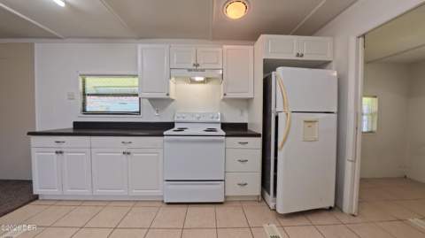 1304 Arroyo Parkway, Ormond Beach FL - photo 7 of 20