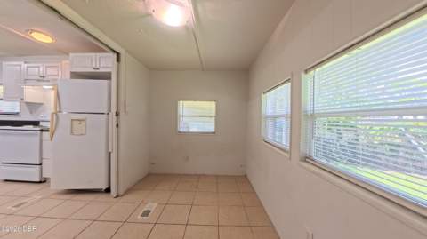 1304 Arroyo Parkway, Ormond Beach FL - photo 12 of 20