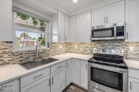 201 S Venetian Way, Port Orange FL - photo 18 of 65