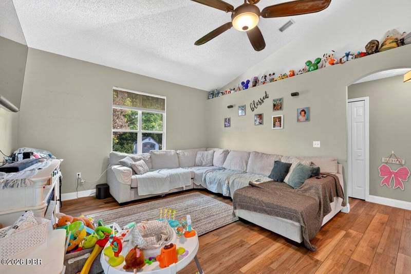 3 bedroom Single Family Residence at 800 Coltra Lane, Deltona Lakes, Deltona — photo 5