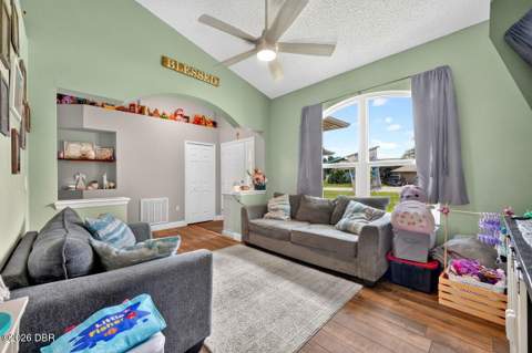 800 Coltra Lane, Deltona FL - photo 18 of 38