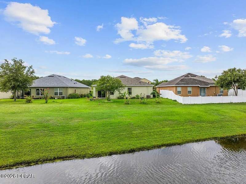 3 bedroom Single Family Residence at 1743 Savannah Lane, Port Orange Plantation, Port Orange — photo 4
